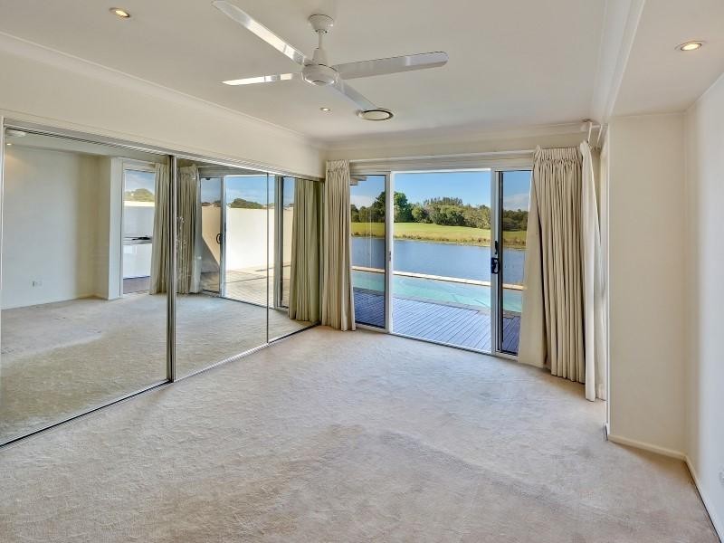 24 Millennium Circuit, Pelican Waters QLD 4551