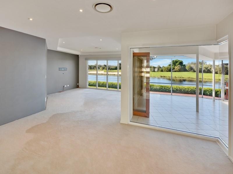 24 Millennium Circuit, Pelican Waters QLD 4551