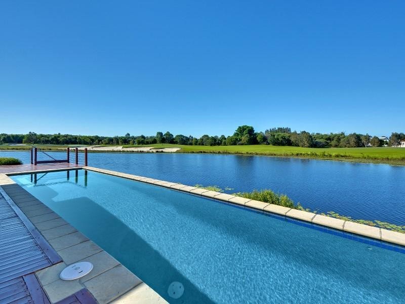 24 Millennium Circuit, Pelican Waters QLD 4551