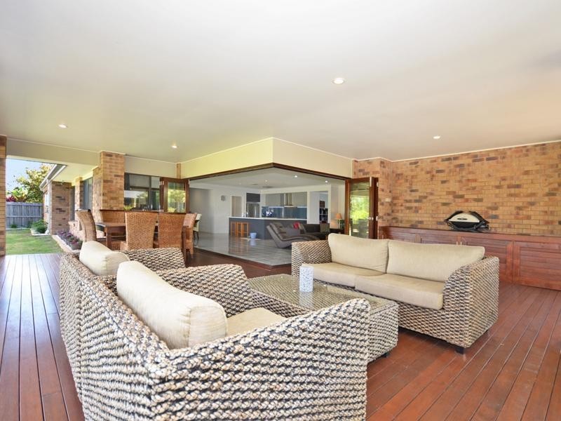 60 Mimosa Crescent, Currimundi QLD 4551