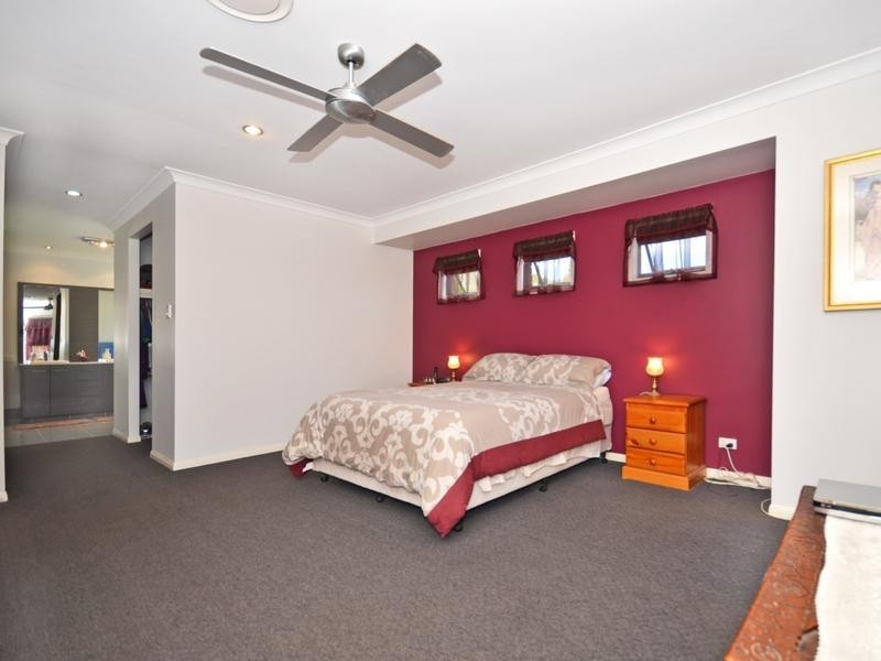 60 Mimosa Crescent, Currimundi QLD 4551