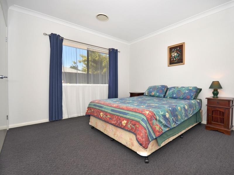 60 Mimosa Crescent, Currimundi QLD 4551