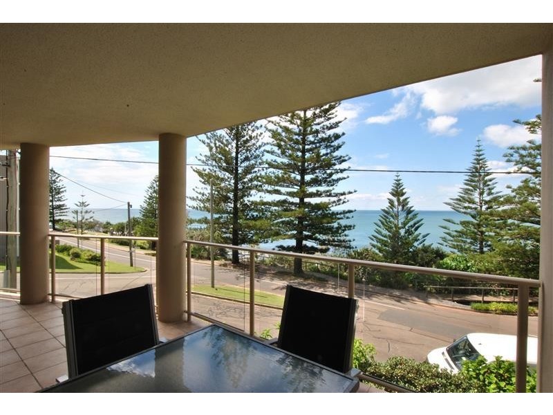 2/ 12 Esplanade Headland, Kings Beach QLD 4551