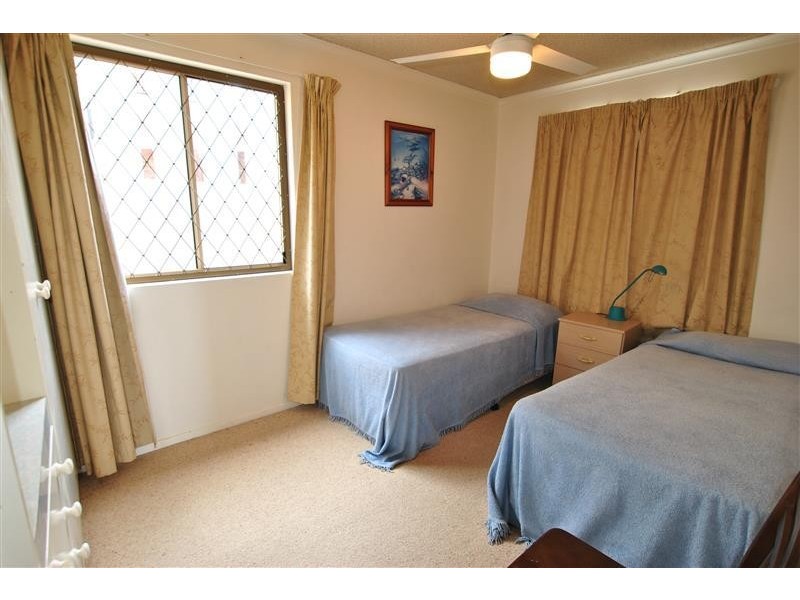 2/ 12 Esplanade Headland, Kings Beach QLD 4551