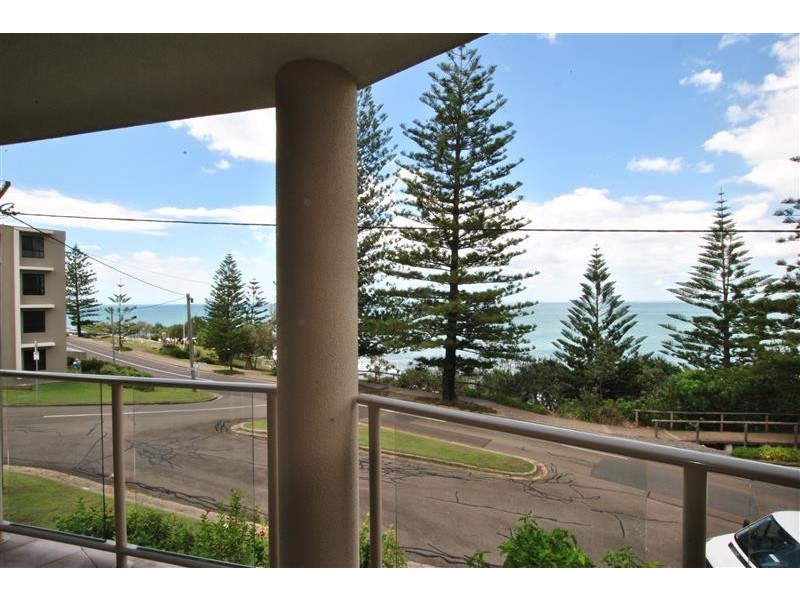 2/ 12 Esplanade Headland, Kings Beach QLD 4551