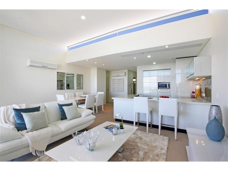 1 4 Tay Avenue, Caloundra QLD 4551