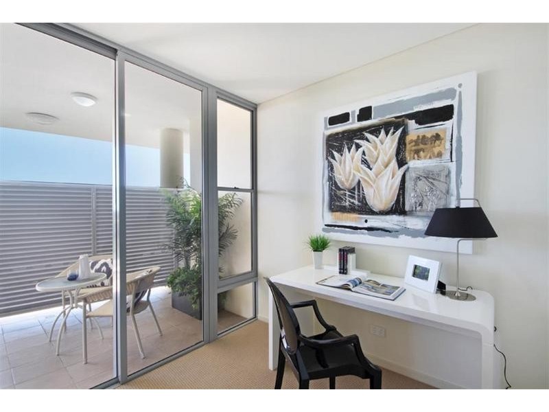 1 4 Tay Avenue, Caloundra QLD 4551