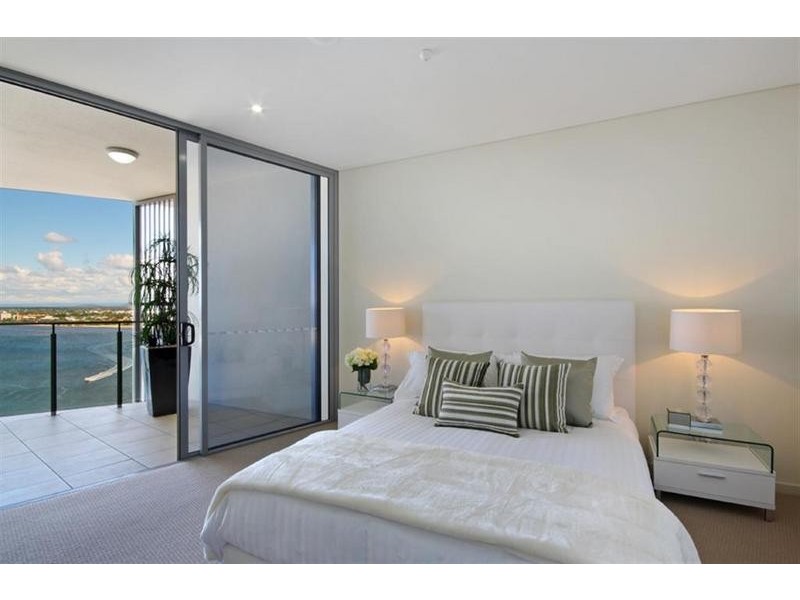 1 4 Tay Avenue, Caloundra QLD 4551
