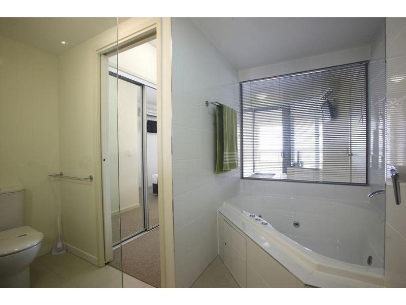 804/ 12 Otranto Avenue, Caloundra QLD 4551