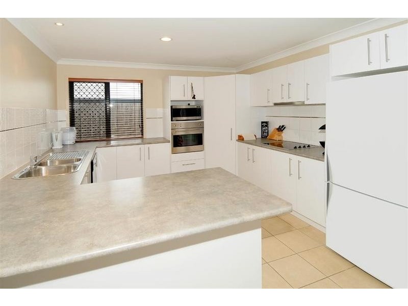 26 Montserrat Cres, Caloundra West QLD 4551