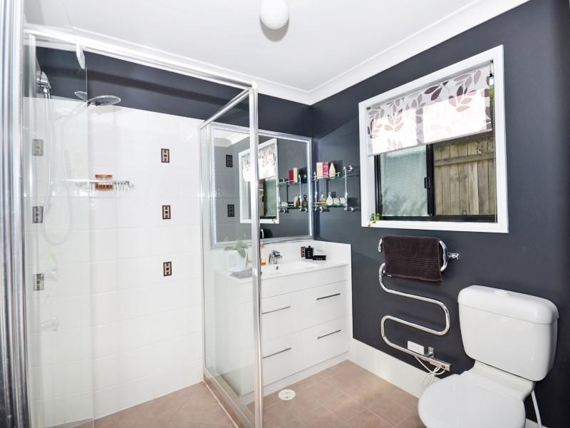 32 Montserrat Crescent, Caloundra West QLD 4551