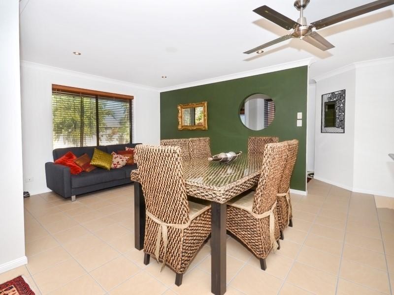 32 Montserrat Crescent, Caloundra West QLD 4551