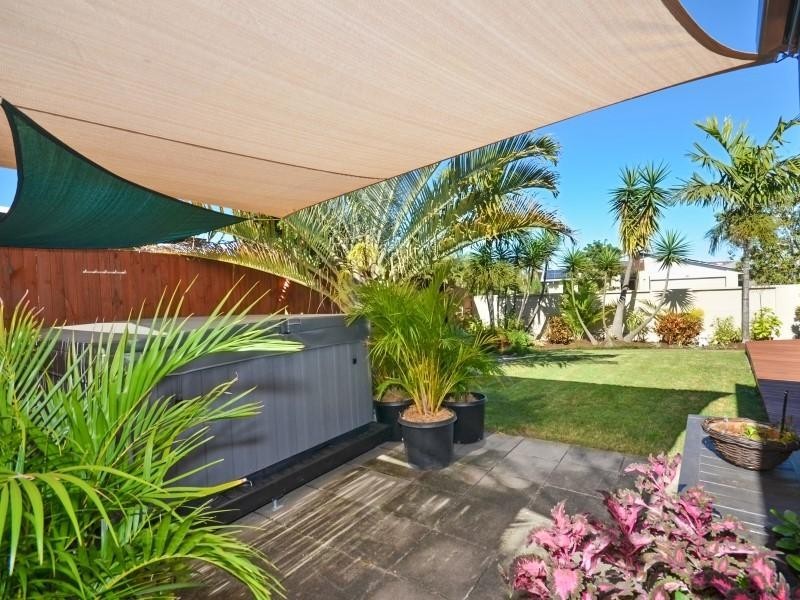 32 Montserrat Crescent, Caloundra West QLD 4551