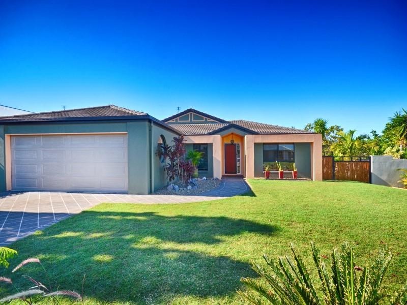 32 Montserrat Crescent, Caloundra West QLD 4551