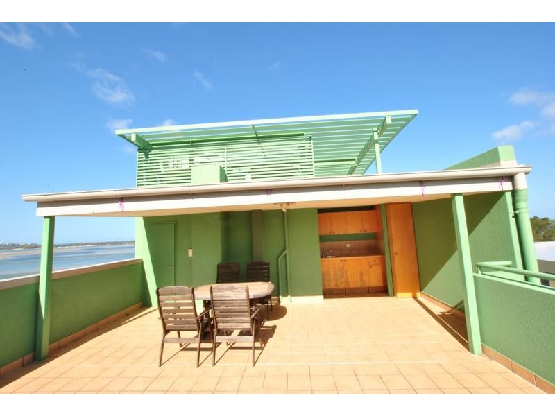 302/ 89 Esplanade, Golden Beach QLD 4551