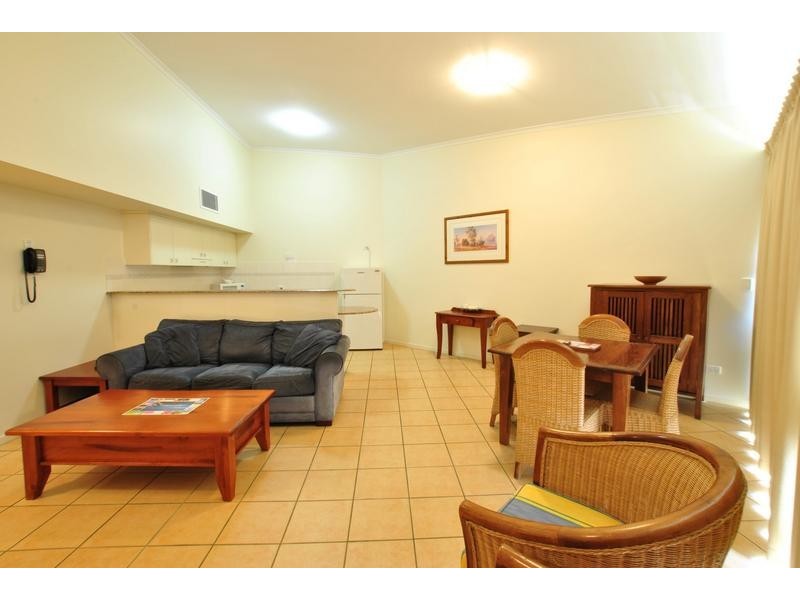 302/ 89 Esplanade, Golden Beach QLD 4551