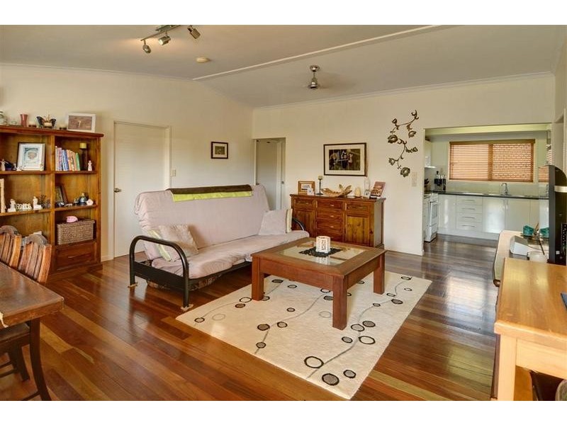 2/ 26 Moreton Bay Drive, Caloundra West QLD 4551