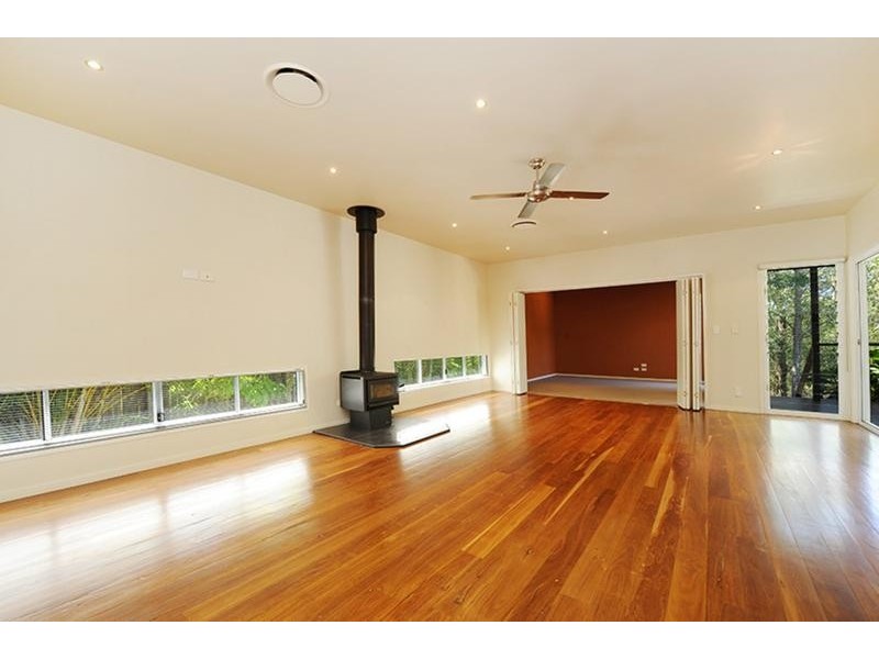 6 Mornington Court, Little Mountain QLD 4551