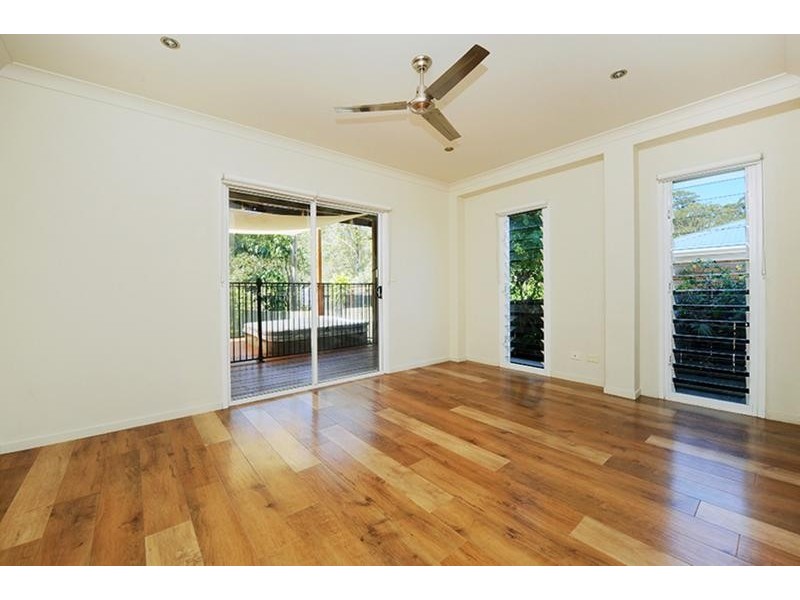 6 Mornington Court, Little Mountain QLD 4551