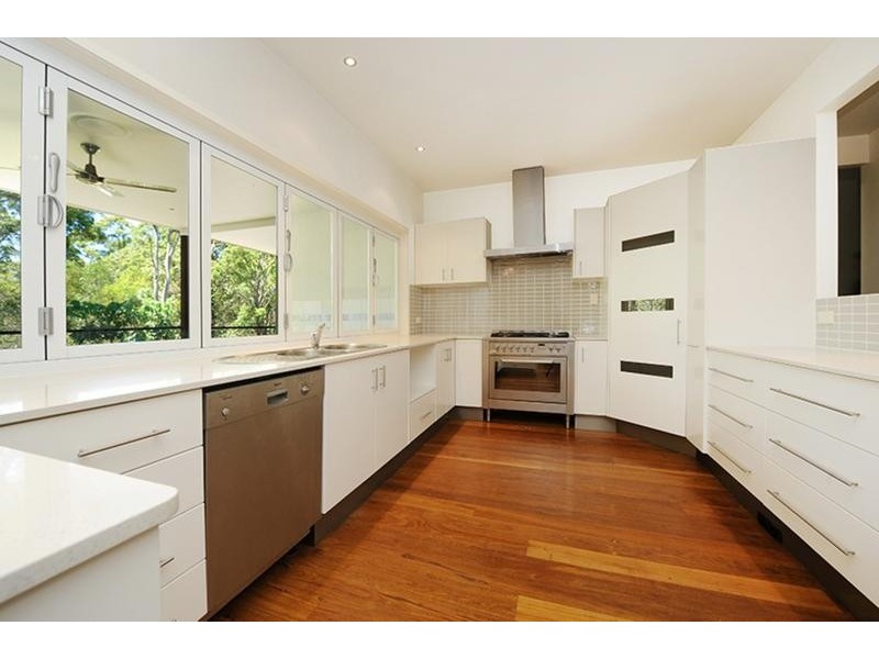 6 Mornington Court, Little Mountain QLD 4551