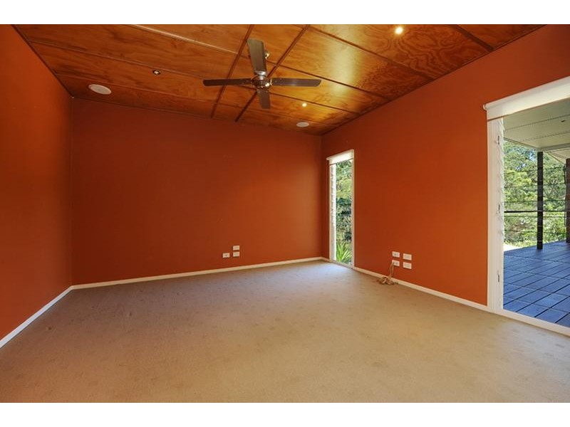 6 Mornington Court, Little Mountain QLD 4551