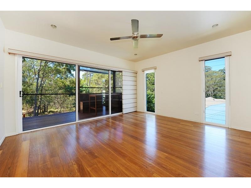 6 Mornington Court, Little Mountain QLD 4551