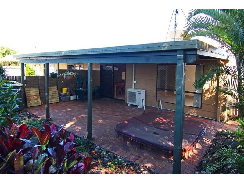 1/ 5 Caldwell Street, Golden Beach QLD 4551