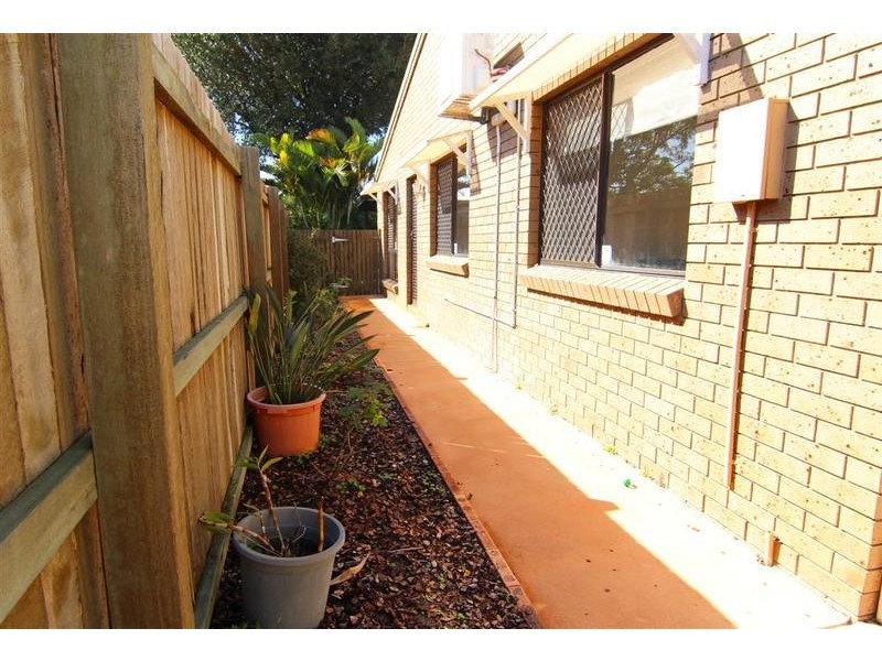 1/ 5 Caldwell Street, Golden Beach QLD 4551