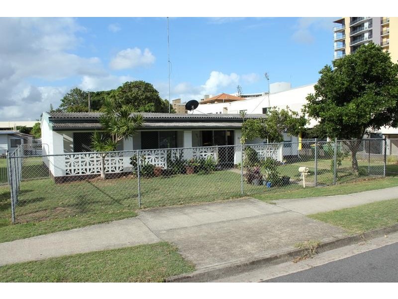 11 Nelson Street, Golden Beach QLD 4551