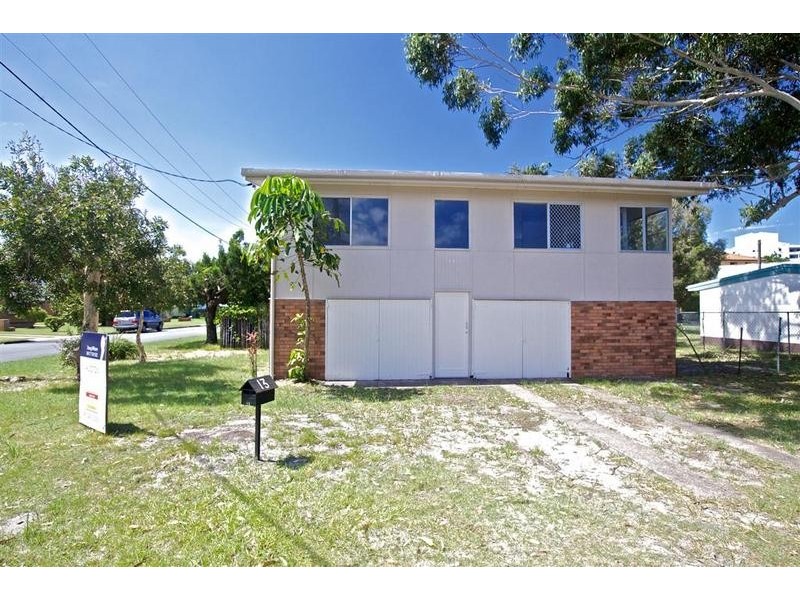 13 Nelson Street, Golden Beach QLD 4551