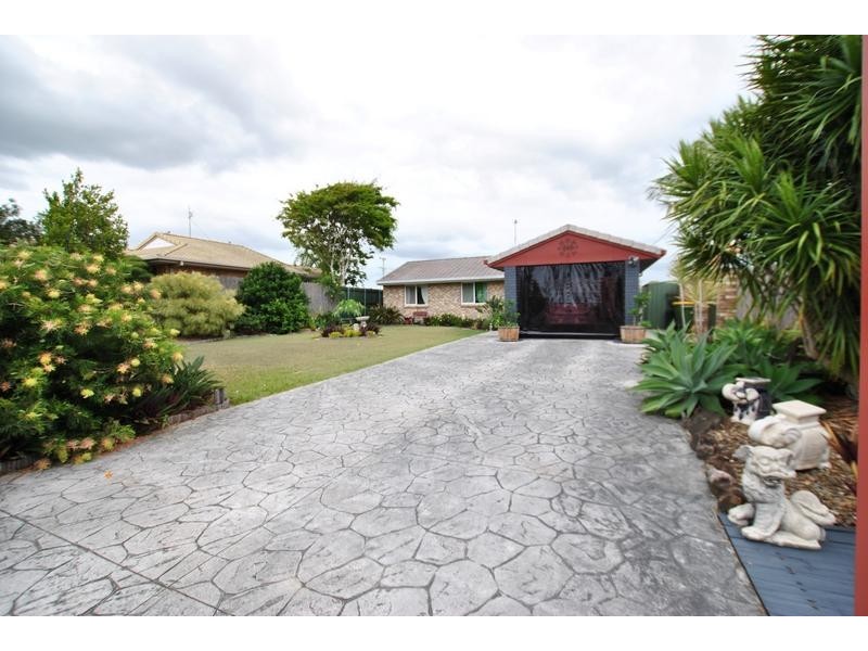 494 Nicklin Way, Wurtulla QLD 4575