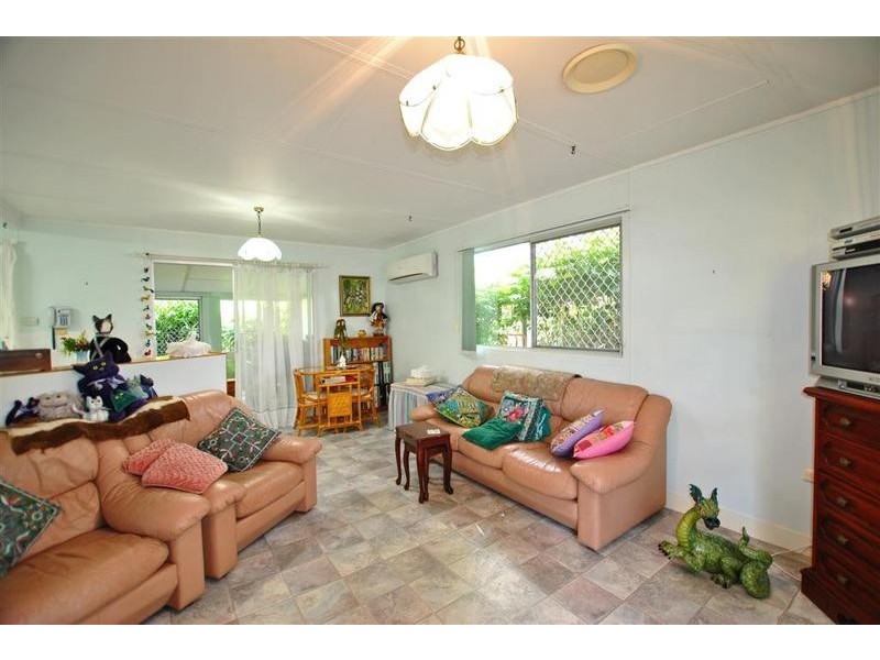 659 Nicklin Way, Wurtulla QLD 4575