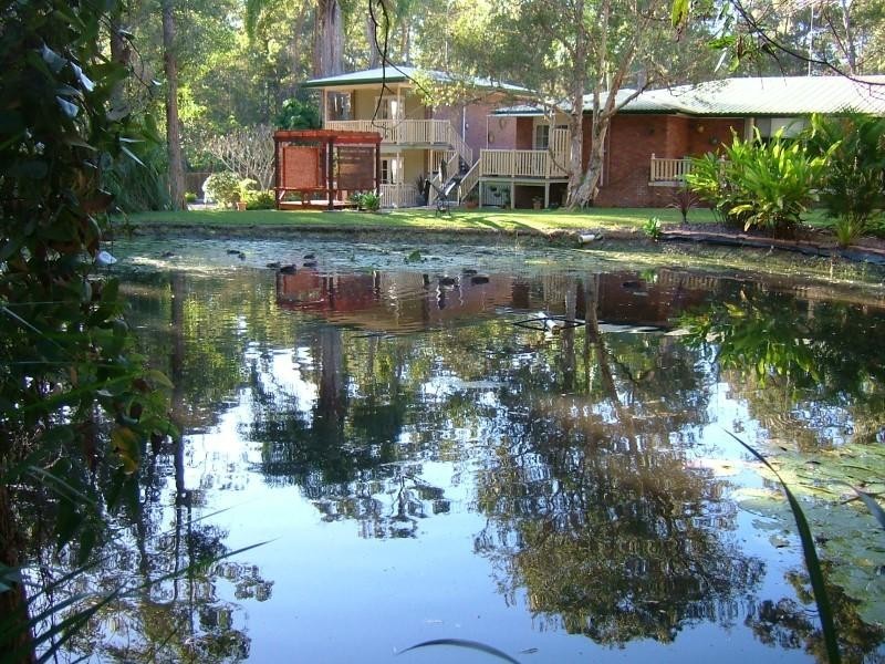 16 Nicolle Court, Mooloolah Valley QLD 4553