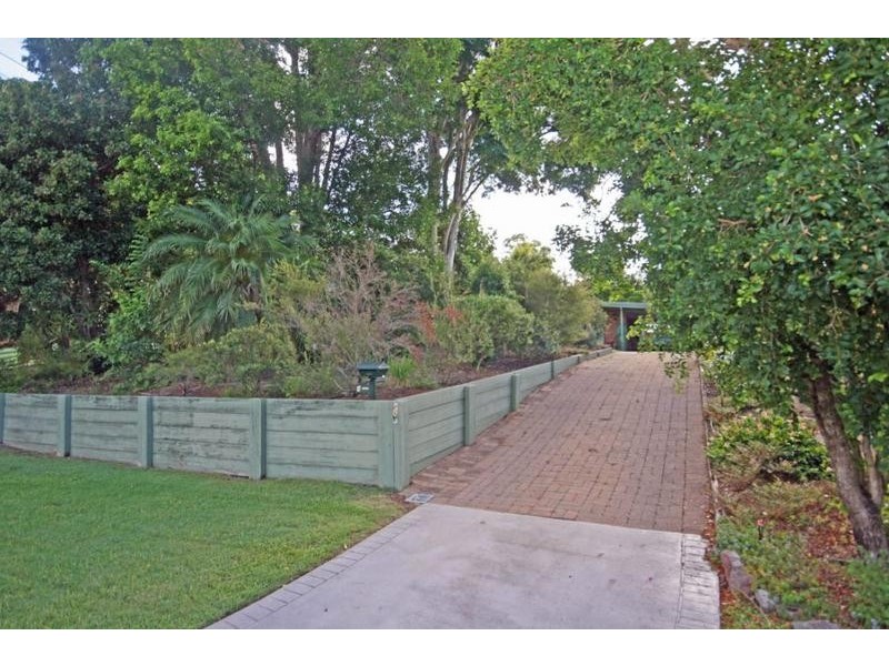 8 Nirvana Crescent, Buderim QLD 4556