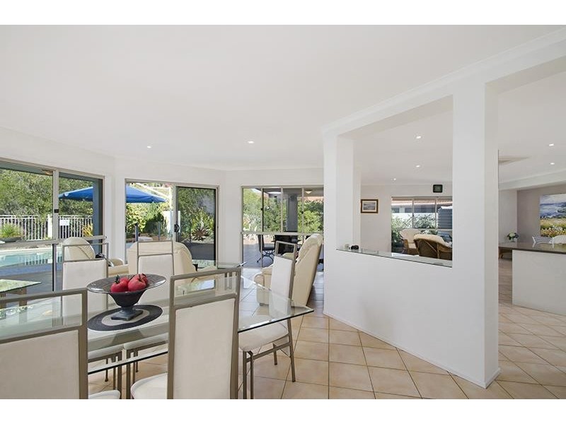 8 Norfolk Court, Pelican Waters QLD 4551