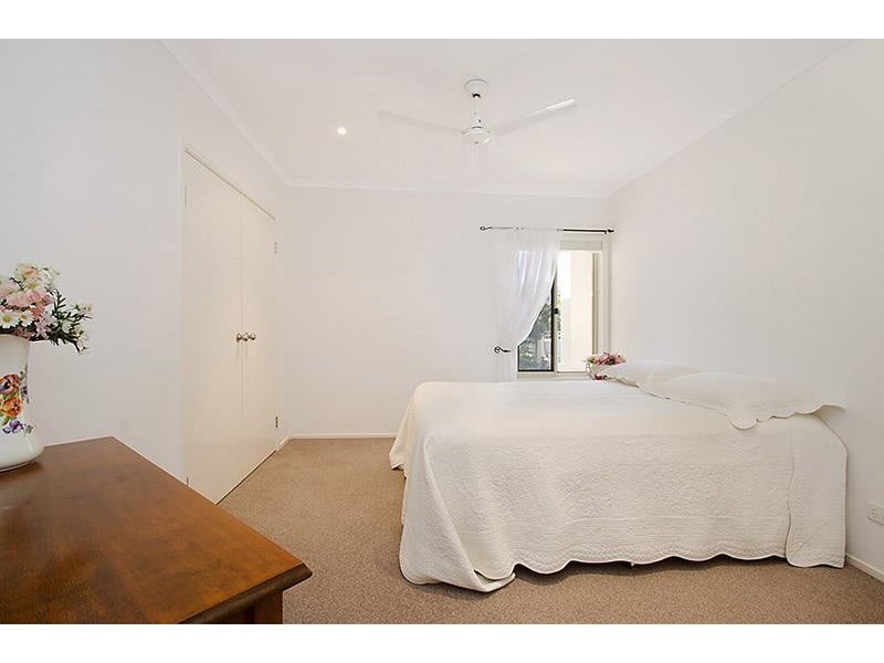 8 Norfolk Court, Pelican Waters QLD 4551