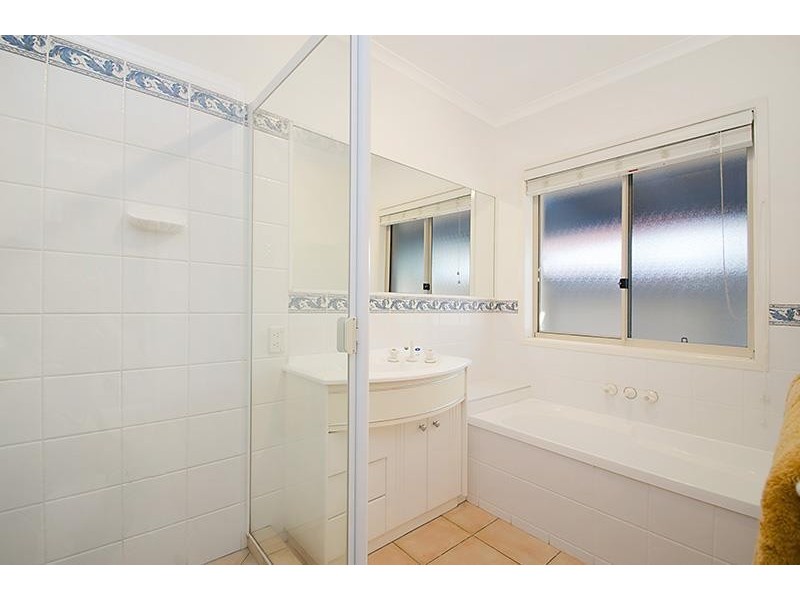 8 Norfolk Court, Pelican Waters QLD 4551