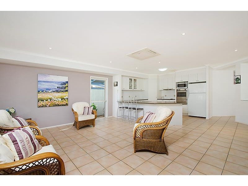 8 Norfolk Court, Pelican Waters QLD 4551