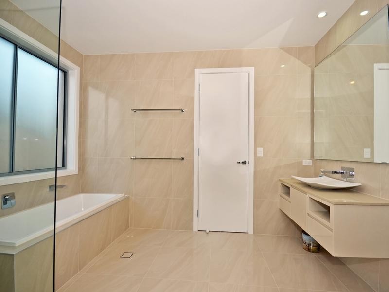 14 North Point Crescent, Pelican Waters QLD 4551