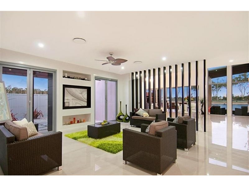 14 North Point Crescent, Pelican Waters QLD 4551