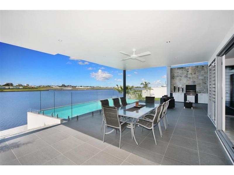 12 North Point Crescent, Pelican Waters QLD 4551