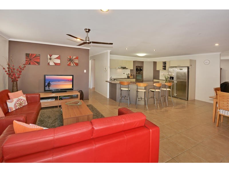 18 Oakdale Circuit, Currimundi QLD 4551