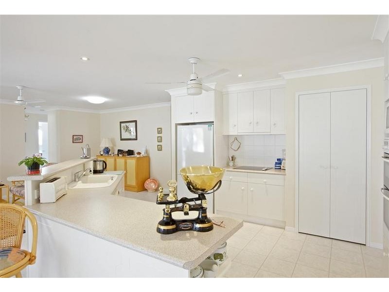 4 Olympic Lane, Pelican Waters QLD 4551