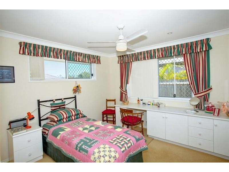 4 Olympic Lane, Pelican Waters QLD 4551