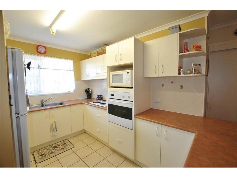 2/ 14 Onslow Street, Golden Beach QLD 4551