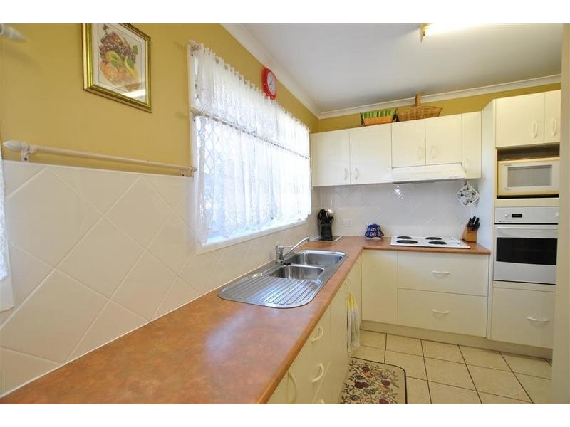 2/ 14 Onslow Street, Golden Beach QLD 4551