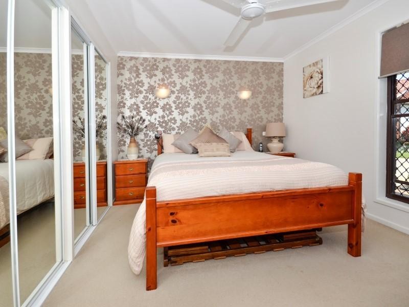 24 Onslow Street, Golden Beach QLD 4551