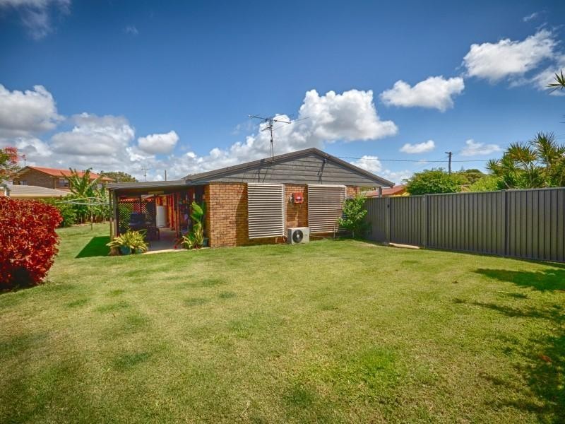 24 Onslow Street, Golden Beach QLD 4551
