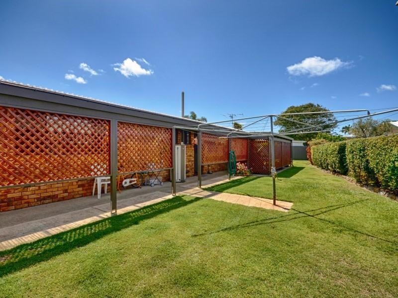 24 Onslow Street, Golden Beach QLD 4551