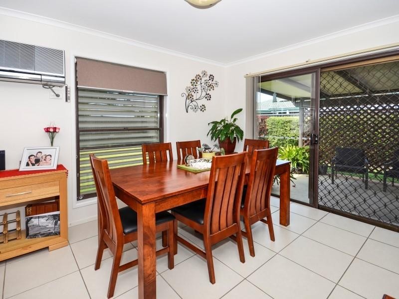 24 Onslow Street, Golden Beach QLD 4551